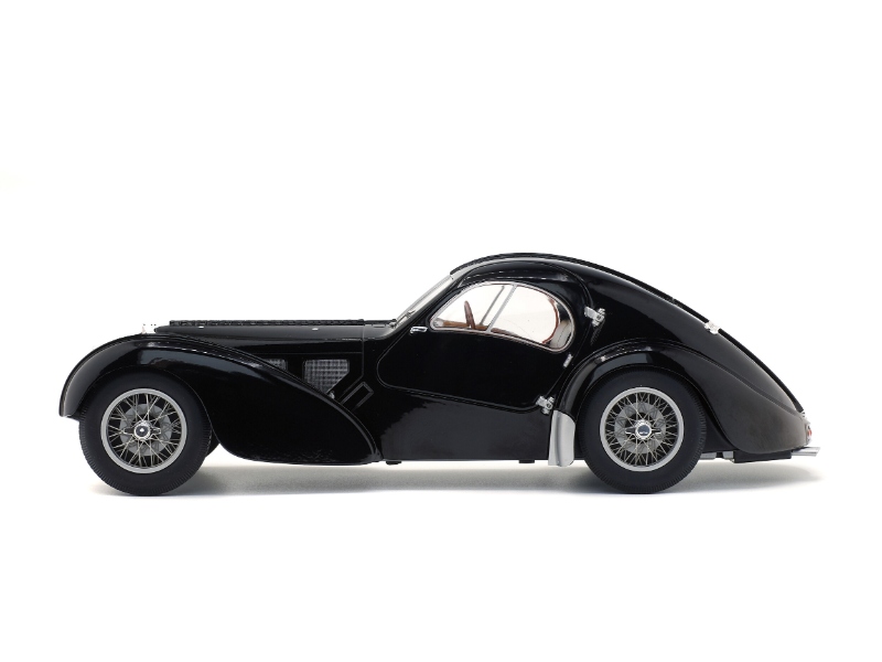 Solido 1:18 Bugatti Type 57 SC Atlantic Black 1937 - gtrmodels