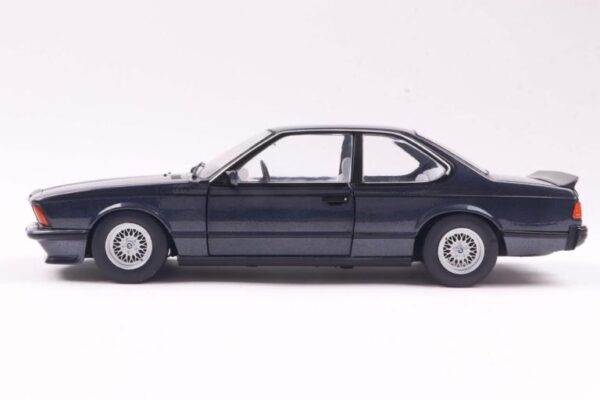 Solido 1/18 BMW 635 CSI (E24) Macau Blue 1984 NEW! - Image 2