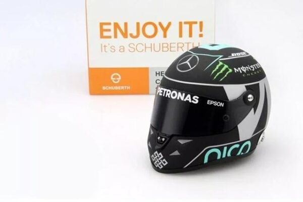 rosberg helmet